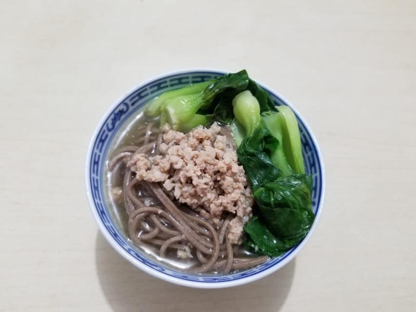 時菜豬肉蕎麥麪